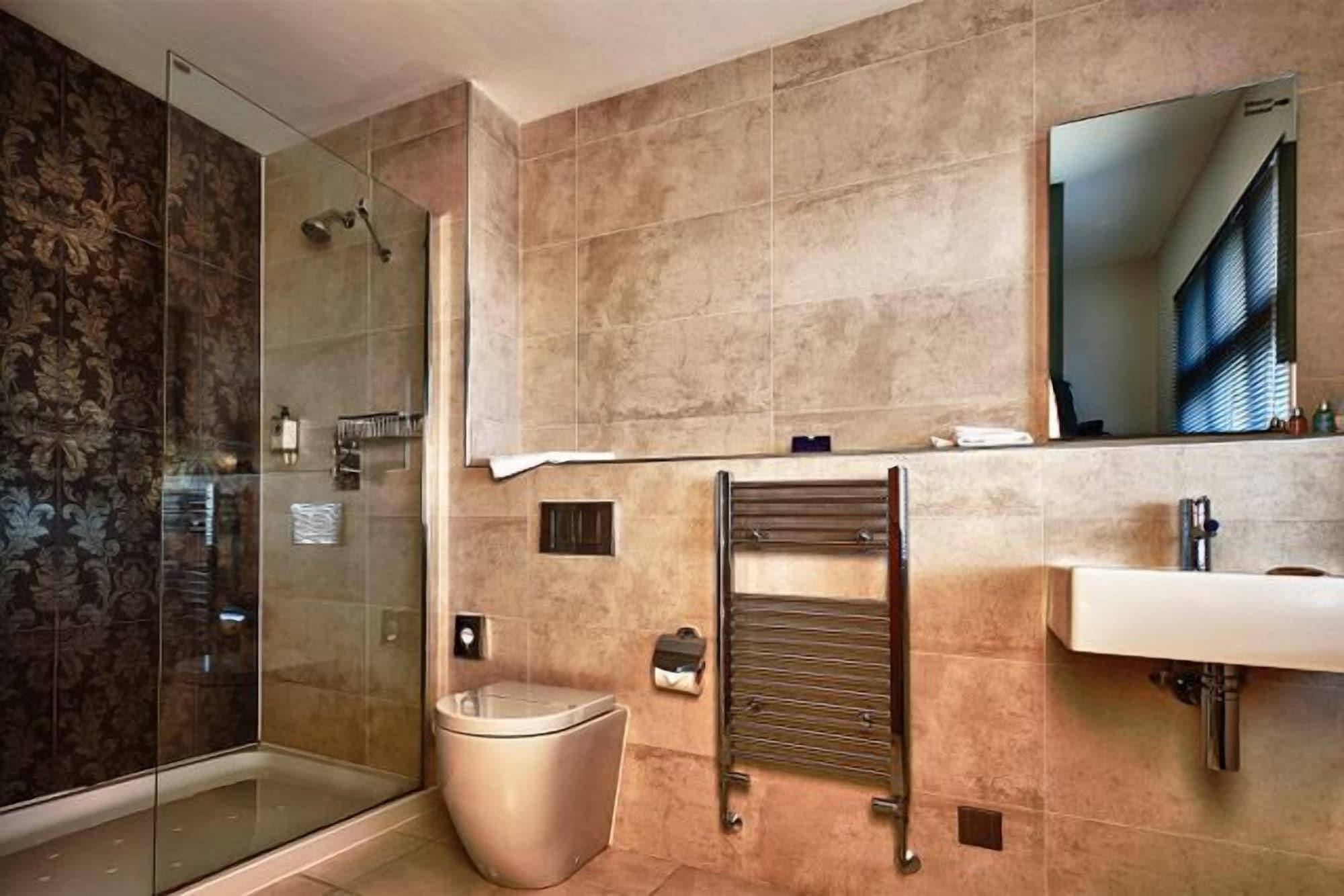 Space Boutique B&B - With Free Private Car Park Llandudno Esterno foto